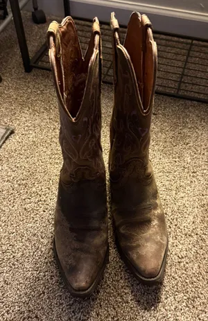 Justin Boots Leather Upper Oil Resistant Boots thumbnail 1