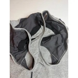 Lululemon Striped Tank Top Racerback Built-In Bra Athletic Workout Gym‎ Size 8 thumbnail 6