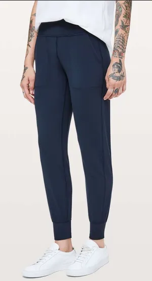 Lululemon Align High-Rise Jogger 28” True Navy Size 4 GUC True Navy thumbnail 1