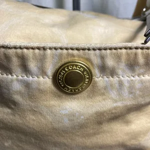 Coach Hampton F10699 signature Shoulder Bag thumbnail 6