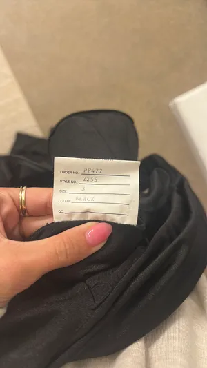 Bridesmaids dress black thumbnail 3