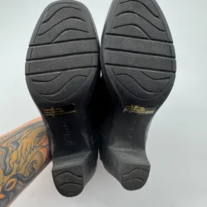 Clarks Bendables Booties Womens‎ 7M Black Leather Side Zip Block Heel Comfort thumbnail 12