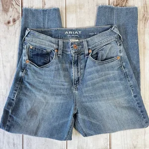 Ariat Boyfriend Ankle Jeans Distressed Vintage Wash Denim High Rise Western 28R thumbnail 1