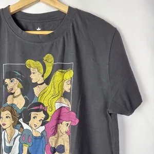 Disney Dark Gray‎ Colorful Princess Crewneck Short Sleeve T-Shirt XL thumbnail 3
