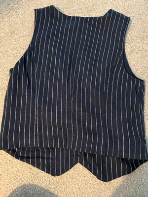 Universal Threads Vest thumbnail 2