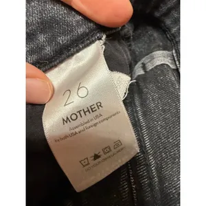 Mother Hustler Ankle Fray Gray Wash High Rise Crop Jeans Made in USA‎ thumbnail 4
