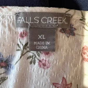 Falls Creek Women's XL‎ Floral Print V-Neck High Low Top 3/4 Sleeve CottageCore thumbnail 9