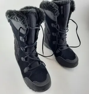 Columbia Womens Size 7 Snow Boots Black Omni-Heat Waterproof Winter YL5328-010 thumbnail 1