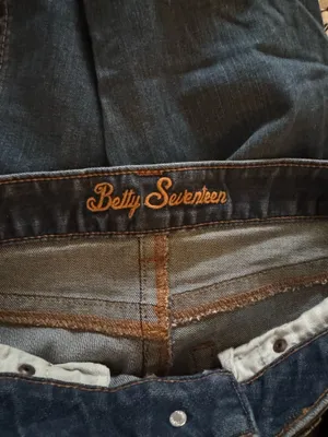 Kimes Ranch Betty seventeen bootcut jeans thumbnail 3