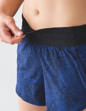 Lululemon Tracker Shorts 4” thumbnail 2