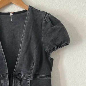 FREE PEOPLE something sweet v neck Black Denim Mini Dress with Puff Sleeves sz 4 thumbnail 2