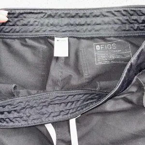 FIGS Zamora Technical Black Scrub Jogger Size L Medical Technical Stretch Career thumbnail 4