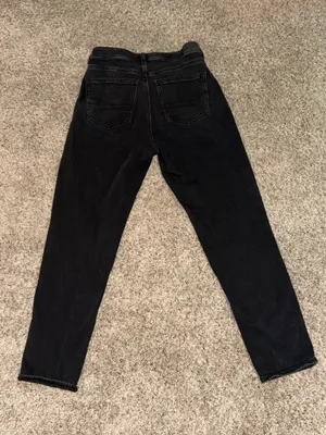 American Eagle Mom Jeans  thumbnail 2