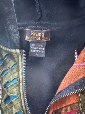 Rising International hoodie size L thumbnail 3