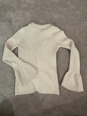 SHEIN Cream Ribbed V-Neck Button Front Sweater with Flared Cuffs thumbnail 4