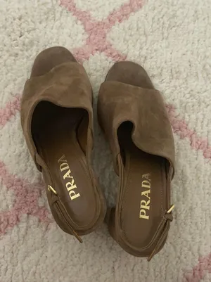 Heels thumbnail 4