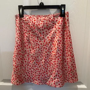 Princess Polly Floral-Print A-Line Skirt thumbnail 2