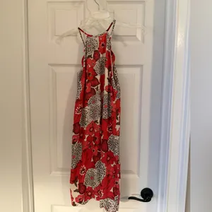 Entro Scalloped Vibrant Pink Floral Dress thumbnail 4