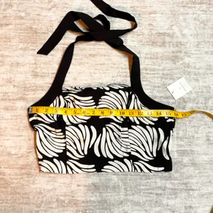 A New Day Women’s Small Tropical Crop Top Black Cream Halter Square Neck Resort thumbnail 2