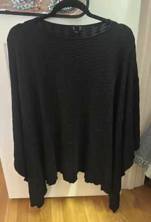 Lululemon Poncho thumbnail 2