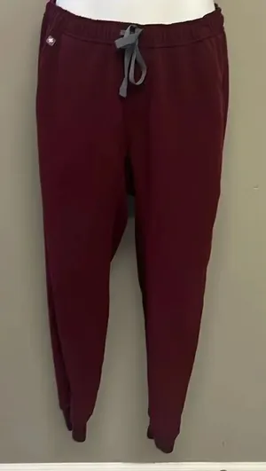 FIGS Burgundy Women’s Pull-On Pockets Elastic Waist Drawstrings MXXSW2004-Medium thumbnail 1