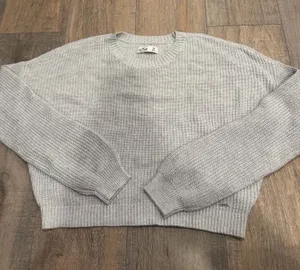 Grey Hollister Sweater thumbnail 1