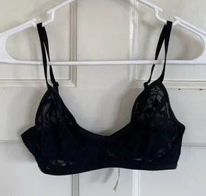 Free People Petra black lace underwire bra size‎ 32B thumbnail 1