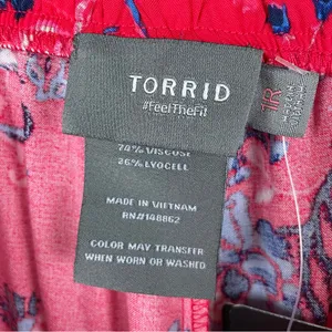 NEW Torrid High-Rise Pull-On Wide-Leg Pant Lollipop Print Size 1 Bohemian Floral thumbnail 6