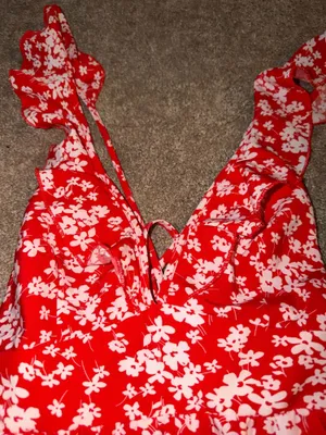Shein Romper Floral Red thumbnail 2