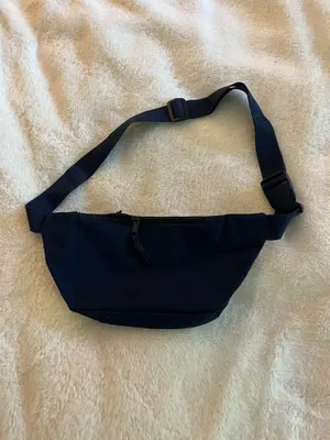 Vintage UConn Navy Blue Fanny-Pack thumbnail 5