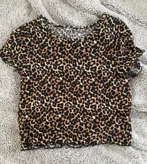 American Eagle Crop Top thumbnail 2