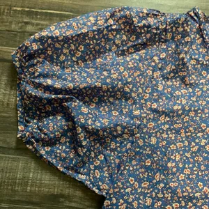Madewell V-Neck Puff Sleeve Blouse Top thumbnail 3