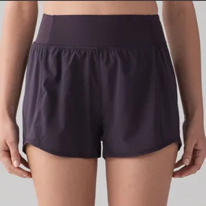 Lululemon Lean In Short (2")
Boysenberry thumbnail 2