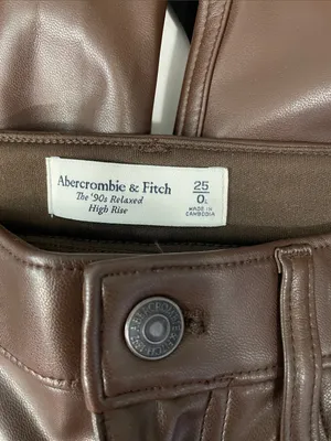 Abercrombie & Fitch The 90’s Relaxed High Rise Faux Leather Straight Leg Pants thumbnail 4