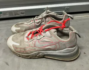Nike Air Max 270 size 11.5. thumbnail 1
