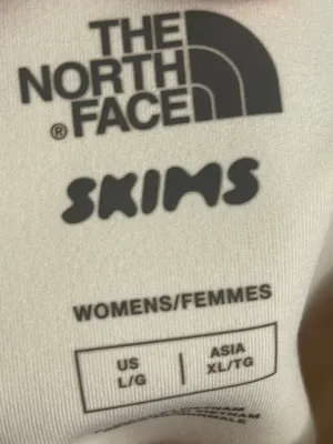 SKIMS x The North Face Refina Legging Large Bone NWT Authentic thumbnail 6