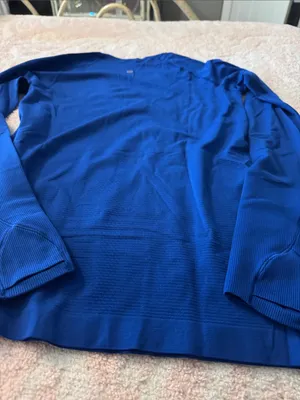 Lulu lemon 🍋 swiftly Royal Blue Long Sleeve Lightweight Top thumbnail 4