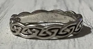 Avon Filigree style sterling silver ring. Size 7 thumbnail 1