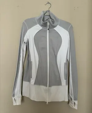 Lululemon jacket thumbnail 1