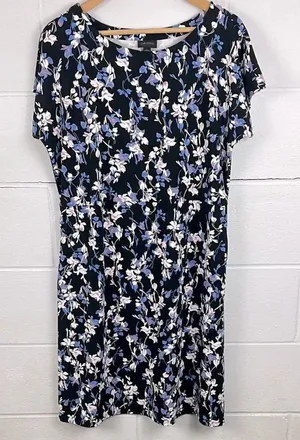 J.Jill women’s wearever collection black floral knee length short sleeve dress thumbnail 1
