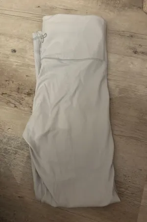 Aritzia Baby Blue TNA leggings thumbnail 2