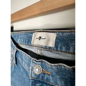 7 For All Mankind Low Rise Flare Jeans Size 31 thumbnail 3