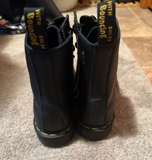 Doc Martens 1460 thumbnail 3