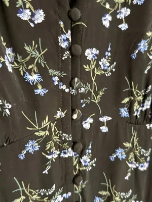 GAP Black Floral V-Neck Button-Front Midi Dress Size Petite Large thumbnail 4