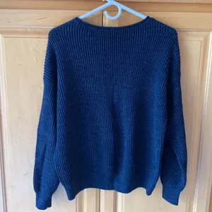 Abercrombie & Fitch Navy Sweater thumbnail 6