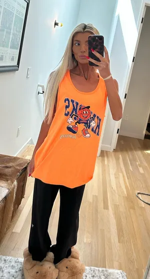 New York Knicks Playoffs Graphic Tank Top thumbnail 1