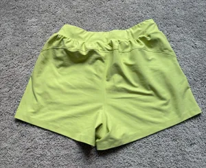 Old Navy Shorts Green thumbnail 3