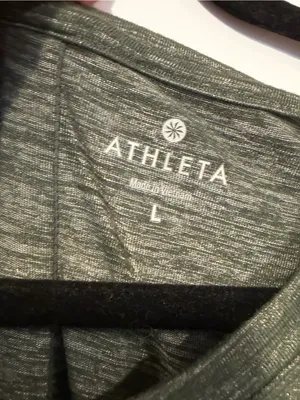 Women’s Lightweight Athleta Long-Sleeve Top‎ in Olive Green thumbnail 2