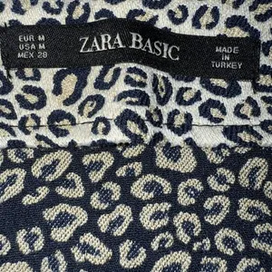 ZARA Leopard Print Knot Front Draped Mini Skirt NWOT‎ Size Medium thumbnail 8
