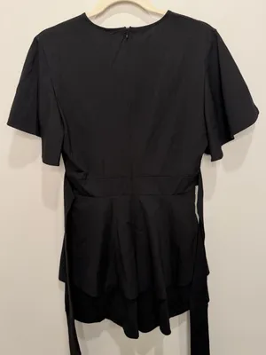 Relipop Black Ruffle Romper V Neck Flutter Sleeve Tie‎ Waist Size Small thumbnail 5